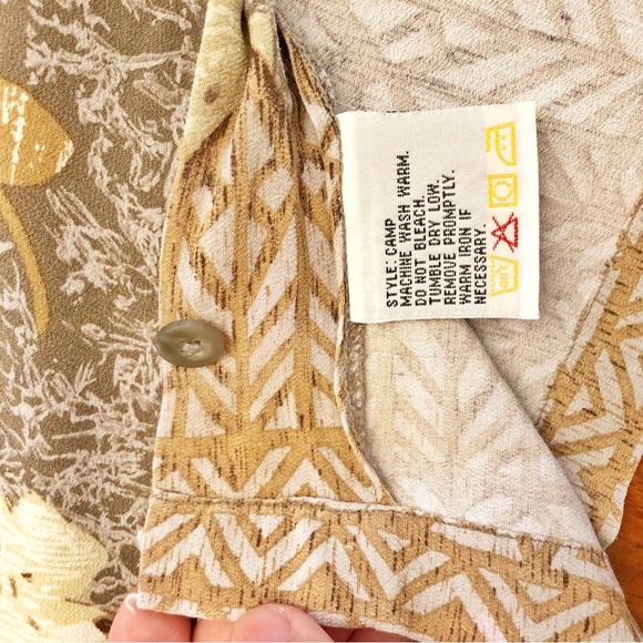 LINEAGE Patterns Floral Hippie Oversized Short Sleeves Button Down Shirt Blouse. - Picture 5 of 12